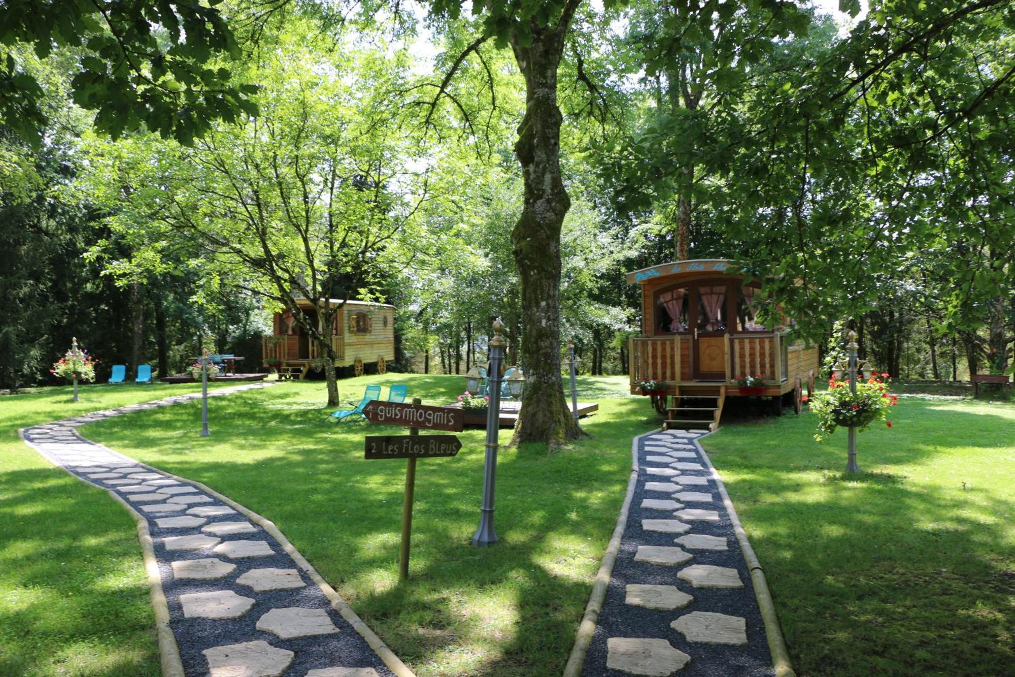 Les Roulottes A Sandie Thionville Exteriör bild